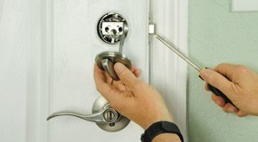 Amber Locksmith Store Hallandale, FL 954-282-5609 Amber Locksmith Store Hallandale, FL 954-282-5609